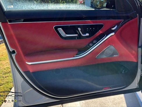 Used 2025 Mercedes-Benz S 63 AMG S image 20