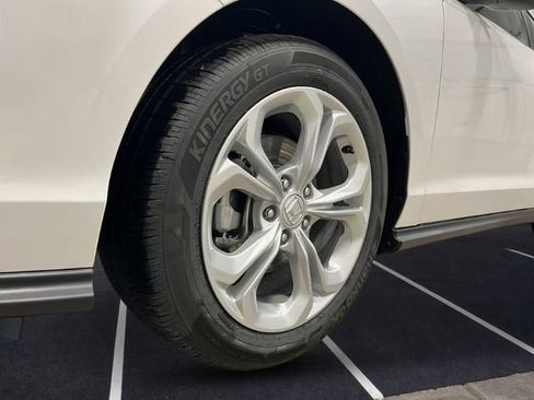 New 2025 Honda Accord LX image 10