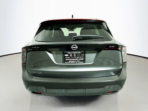 New 2026 Nissan Kicks SV w/ SV Premium Package FWD image 19