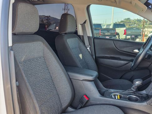 Used 2024 Chevrolet Equinox LT image 17