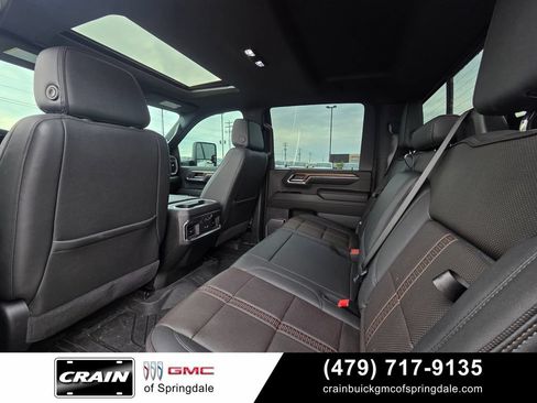 Used 2024 Chevrolet Silverado 2500 High Country w/ Technology Package AWD/4WD image 28