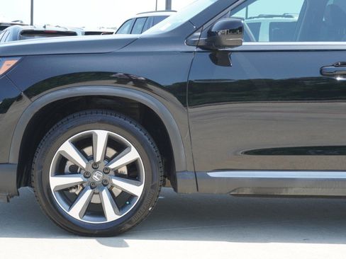 Used 2023 Honda Pilot Elite image 10