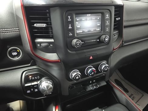 Used 2020 RAM 1500 Rebel image 24