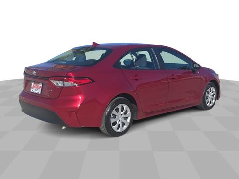 Used 2024 Toyota Corolla LE image 8