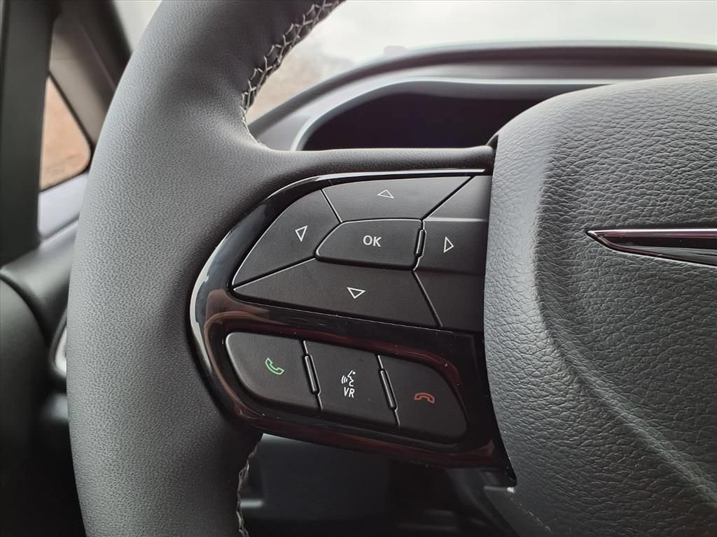 New 2026 Chrysler Pacifica Select w/ S Appearance Package FWD image 16