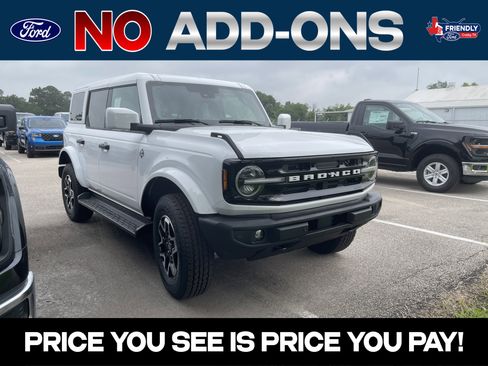 New 2026 Ford Bronco Outer Banks AWD/4WD image 1