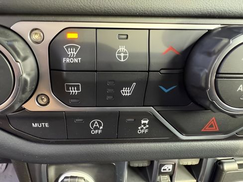 New 2026 Jeep Gladiator Rubicon w/ Steel Power Dome Hood Package AWD/4WD image 20