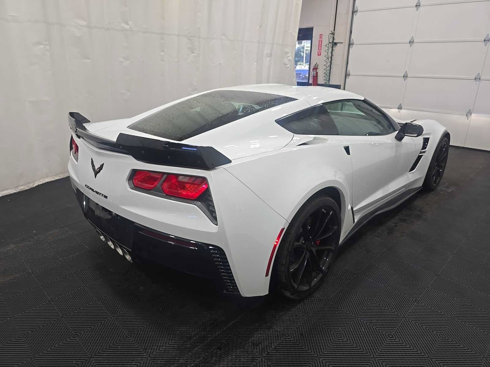 Used 2019 Chevrolet Corvette Grand Sport RWD image 4
