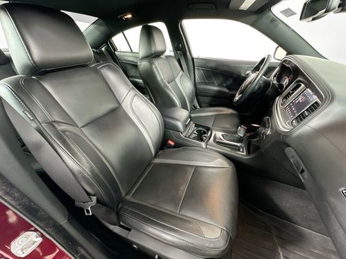 Used 2022 Dodge Charger SXT w/ Plus Group image 27