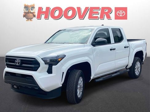 Used 2024 Toyota Tacoma SR AWD/4WD image 6