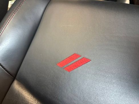 Used 2024 Dodge Durango GT RWD image 43