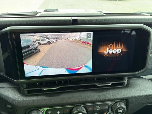 New 2026 Jeep Wrangler Unlimited Sport w/ Dual Top Group AWD/4WD image 22