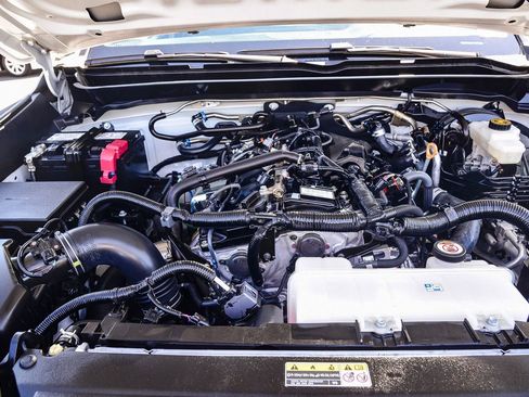 Certified 2025 Toyota Tacoma SR image 31