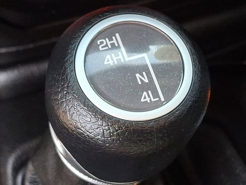 Used 2022 Jeep Gladiator Mojave w/ Dual Top Group AWD/4WD image 23