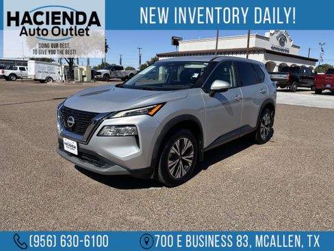 Used 2023 Nissan Rogue SV image 1