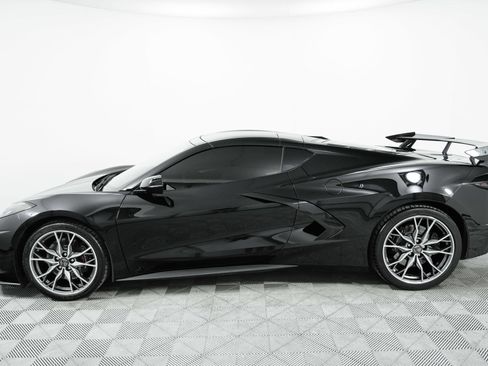 Used 2025 Chevrolet Corvette Stingray Preferred Cpe w/ Z51 Performance Package RWD image 62