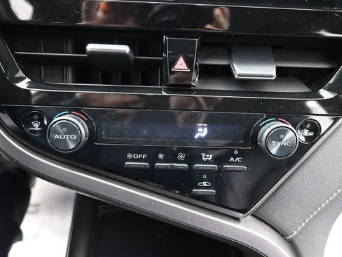 Used 2023 Toyota Camry XSE image 25