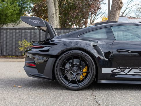 Used 2025 Porsche 911 GT3 RS image 22