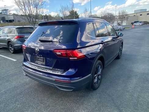 Used 2023 Volkswagen Tiguan SE image 11