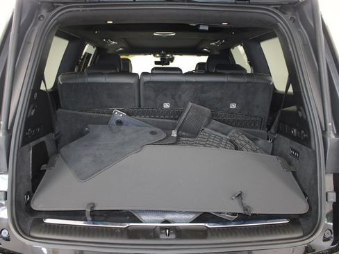 Used 2025 Jeep Grand Wagoneer Series II Obsidian w/ Quick Order Packagew 28T AWD/4WD image 17