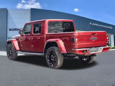 Used 2021 Jeep Gladiator Overland AWD/4WD image 6