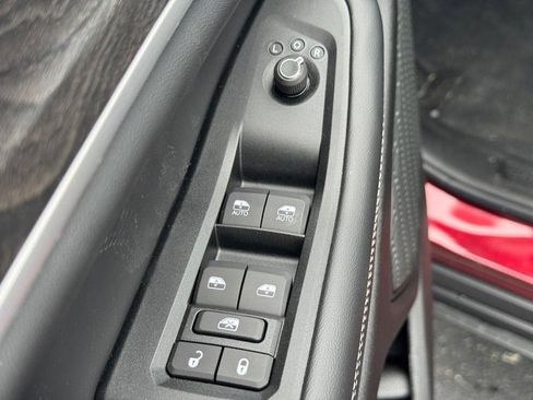 New 2026 Jeep Grand Cherokee Altitude AWD/4WD image 10