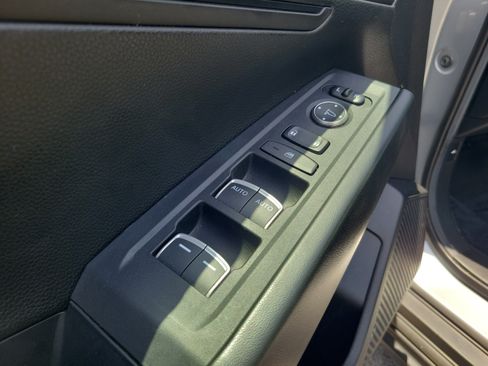 Certified 2024 Honda Accord LX image 17
