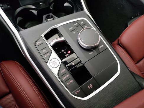 New 2026 BMW 330i Sedan w/ Premium Package image 23