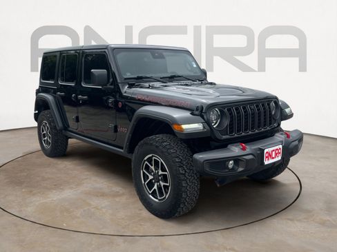 Used 2024 Jeep Wrangler Unlimited Rubicon w/ Technology Group AWD/4WD image 4