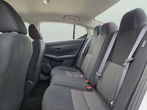 Used 2025 Nissan Sentra SV FWD image 10