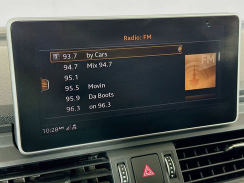 Used 2018 Audi Q5 2.0T Premium Plus w/ Premium Plus Package image 15