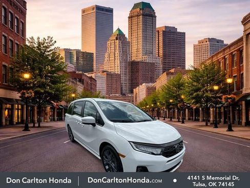 New 2026 Honda Odyssey Touring image 1