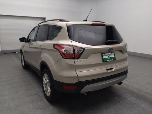 Used 2017 Ford Escape SE w/ Equipment Group 201A FWD image 5
