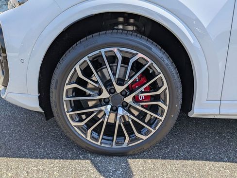 New 2026 Audi SQ5 Premium Plus AWD/4WD image 16