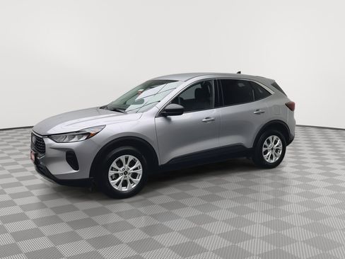 Used 2023 Ford Escape Active AWD/4WD image 32
