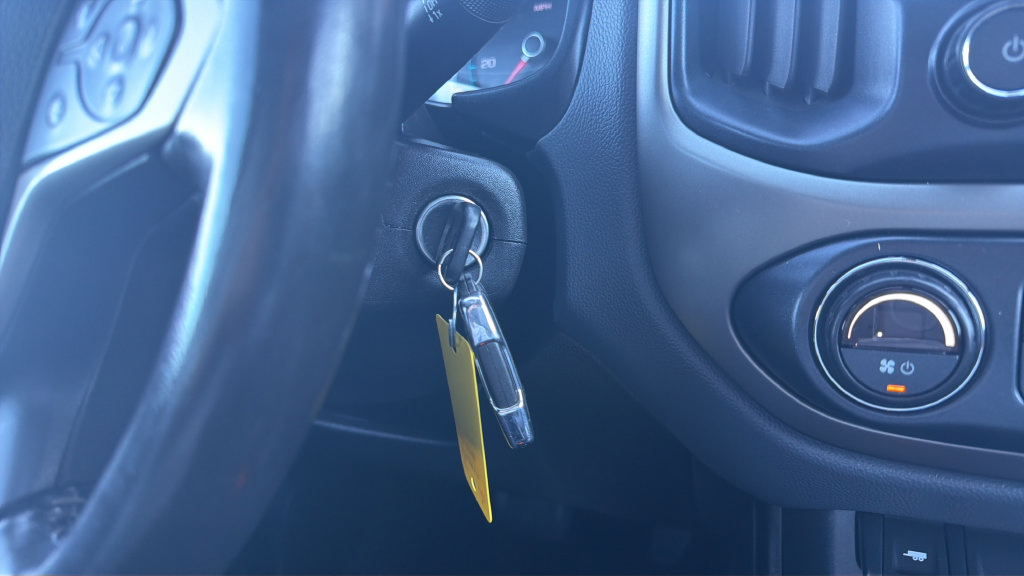 Used 2018 Chevrolet Colorado Z71 AWD/4WD image 28