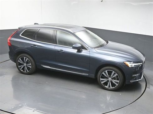 Certified 2022 Volvo XC60 B6 Inscription w/ Advanced Package image 42