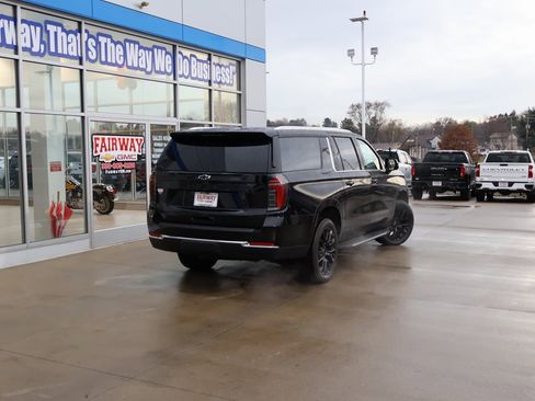 New 2026 Chevrolet Suburban LS image 46