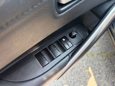 Used 2026 Toyota Corolla Cross XLE AWD/4WD image 23
