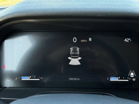 Used 2023 Jeep Grand Cherokee Laredo image 15