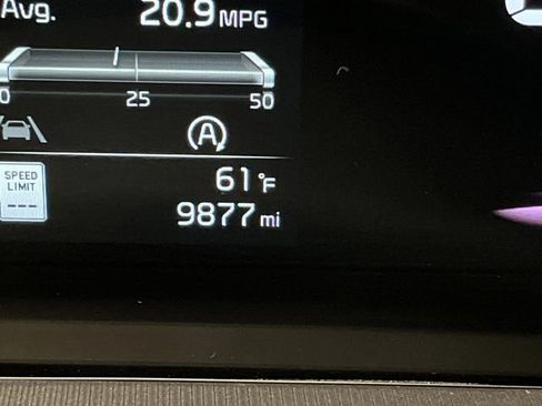 Used 2023 Kia Telluride LX image 6