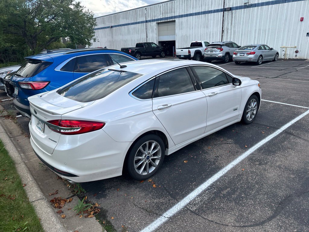 Used 2017 Ford Fusion Energi Titanium FWD image 6