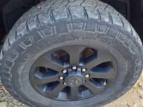 Used 2020 RAM 2500 Laramie w/ Night Edition AWD/4WD image 2