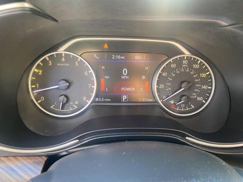 Used 2017 Nissan Maxima Platinum image 19