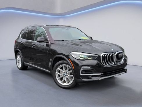 Used 2021 BMW X5 sDrive40i w/ Premium Package RWD image 2