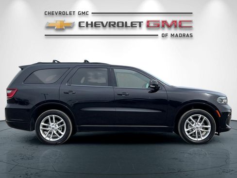 Used 2023 Dodge Durango GT image 2