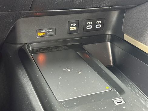 Used 2025 Toyota Camry XSE image 23