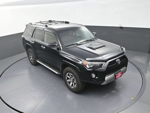 Certified 2018 Toyota 4Runner TRD Off-Road w/ Wilderness Package AWD/4WD image 23