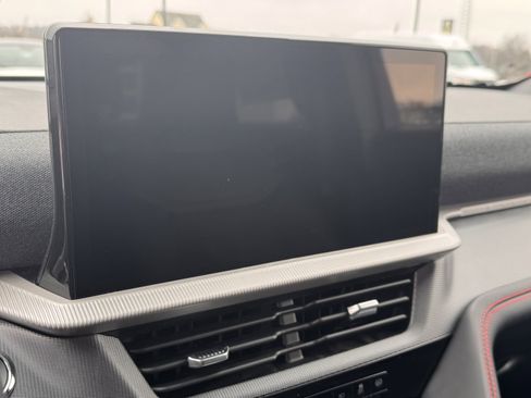 New 2026 Ford Explorer ST-Line w/ ST-Line Street Pack image 18