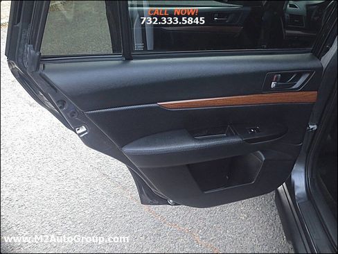 Used 2013 Subaru Outback 2.5i Limited w/ Moonroof Pkg image 18